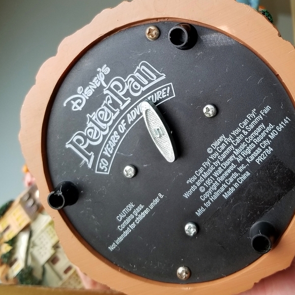 ❗Vintage Disney Peter Pan Anniversary 3D Snowglobe❗ - Picture 7 of 7